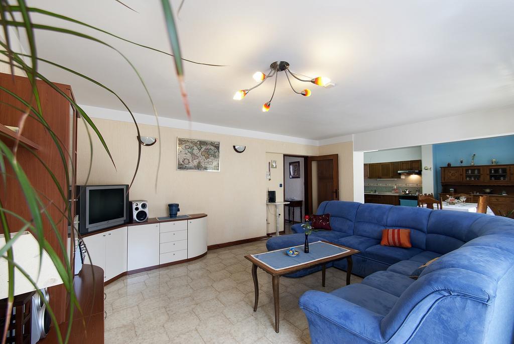 Apartments Elda Ровин Стая снимка